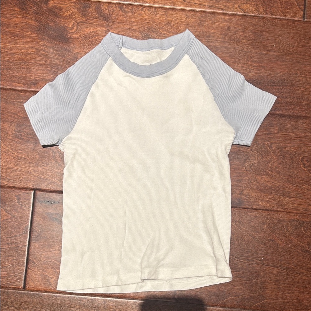 Brandy Melville Kids Raglan Tee - Gray and Cream